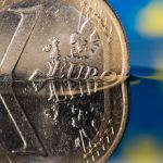 How to defend Europe without risking another euro crisis Der Untergang des Euros - Eurountergang in Europa